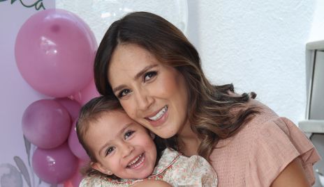  Lucía González y Estefanía Gutiérrez.