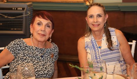  Angelina Rueda y Lucía Lozano.