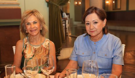  Gloria Estrada y Coco Méndez.