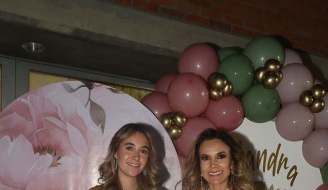  Sofía Garza, Daniela Díaz de León y Ale Conde.