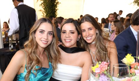  Pía Gómez, Ana Isabel Gómez y Ana Paula López.
