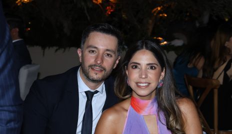  Juan Carlos Dibildox y Adriana Estrada .