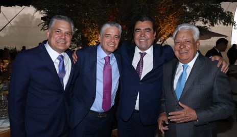  Ventura de los Santos, Xavier de los Santos, Javier Gómez y Xavier de los Santos.