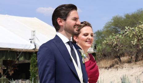  Eduardo Torre con su mamá Gaby Gómez.