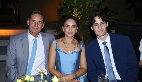  Fernando, Gabriela y Vicente Díaz de León.