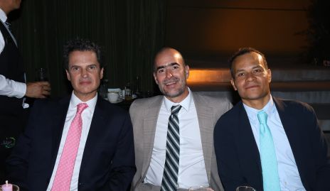  Eduardo Gómez, Manuel González y Miguel Fernández.