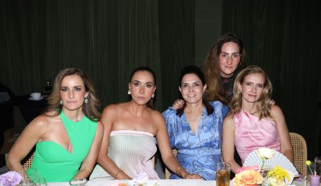  Lorena Quiroz, Flor Hernández, Fernanda Félix, Lorena Ortiz e Isabel Martí.