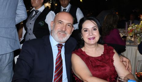  Armando Cosío y Lourdes Díaz.