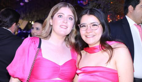  Adriana Zúñiga y Dulce Iglesias.