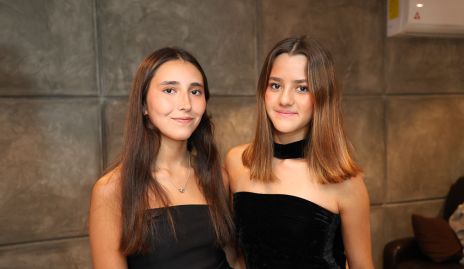  Inés Nava y Valentina Fernández.
