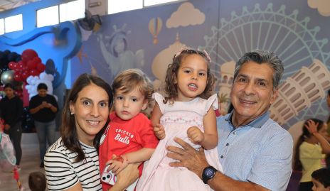  Ceci Castelo, Diego, María Paula y Julio Castelo.