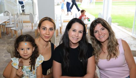  Evelyn, Priscila Payán, Karen García y Sonia Moreno.