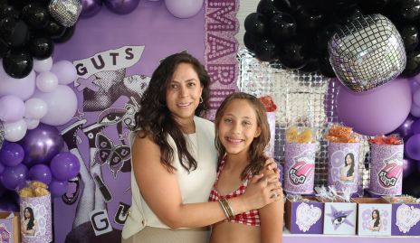  Fernanda Torrescano con su hija Marifer.