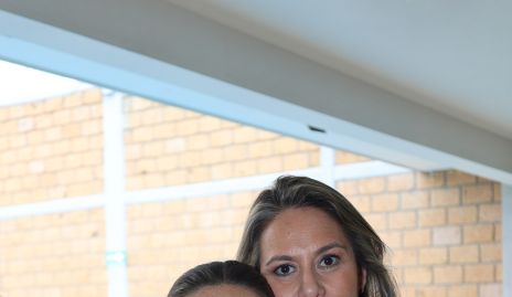  María Emilia Heinze y Michelle Zarur.