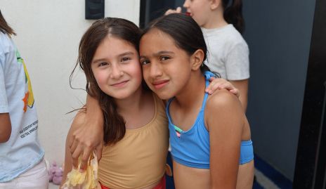  Pía y Marina.