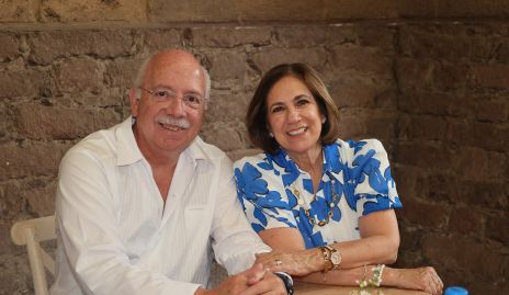  Fernando Rojas y Angelita Rojas.
