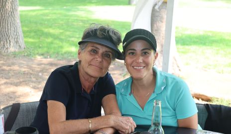  Ana Laura Azcárraga y Mariana González.