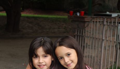  Farah y Ana Luisa.