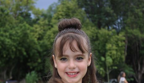  Daniela Labastida.