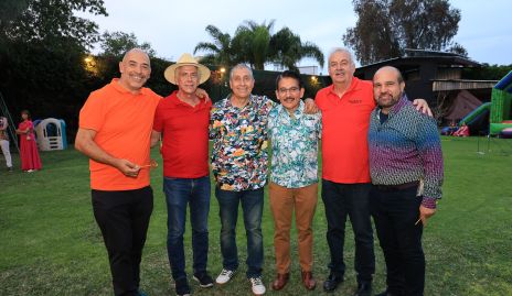  Carlos Vilet, Ricardo Medina, Carlos Ugalde, Víctor Arteaga, Enrique Cermeño y Mauricio de Antoniano.