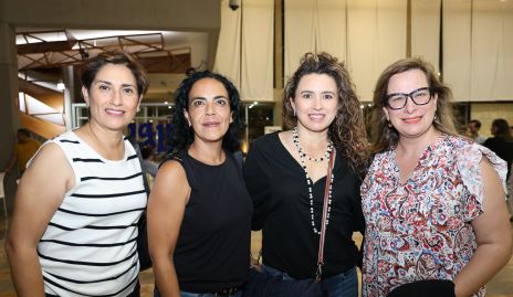  Rosa Martha, Angélica Gallegos, Julissa Ayala y Daniela Navarro.