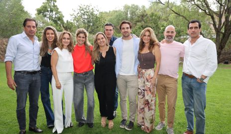  Jorge Morales, Sofía López, Viviana Navarro, Lu López, Daniela Benavente, Huicho Fernández, Juan Pablo Torre, Lorena Quiroz, Polo de la Garza y Javier Fernández.