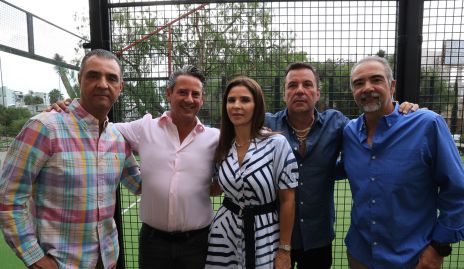  Javier Mercado, Manuel González, Lupita Mercado, David Lozano y José Luis Mercado.