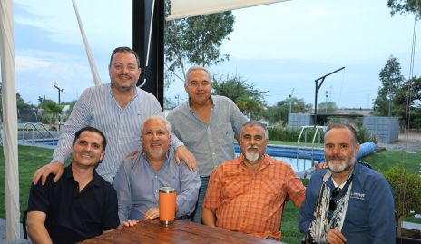  Felipe Salazar, Ramón Meade, Guillermo Báez, Jorge Villarreal, Oscar Páramo y Gunnar Mebius.