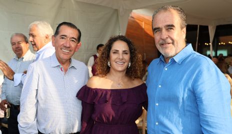  Félix Bocard, Alejandra Meade y Jorge González.