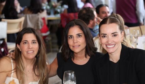  Cristina Barragán, Maga Nieto y Paloma González.