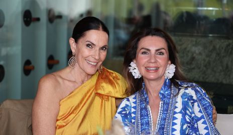 Roxana Arellano y Lili Ruiz.