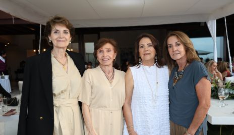  Raquel Reynoso, Any Rossel, Angélica Vega y Alma Orozco.