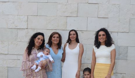  Ale Zepeda, Beatriz Rojas, Constanza Díaz y Paola Zepeda.