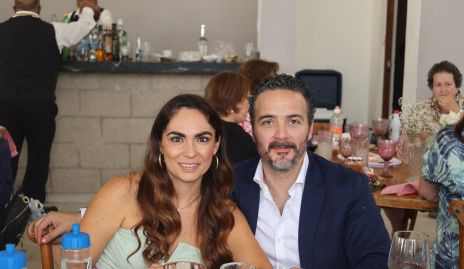  Mari Carmen Mejía y Alejandro Granados.