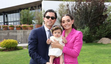  Gerardo Serrano y Marianela Villasuso con su hija Triana.