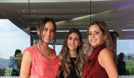  María José Vázquez, Paty Gómez y Ani Gómez.