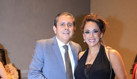 Cesar Espinosa y Mariza Calderón.