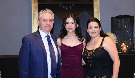  Heriberto Saldaña, Pili Saldaña y Pili Arredondo.