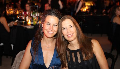  Lorena Pardeiro y Paola Álvarez.