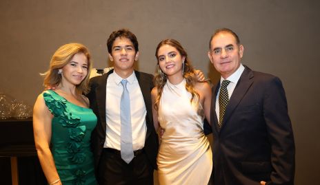  Sigrid Werge, Pablo Montes, Mía Zendejas y Eduardo Zendejas.