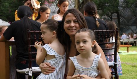  Julene Arzola, Carola y Juliana.
