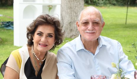  María Zendejas y Carlos Velázquez.
