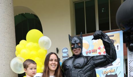  Carlo, Clau Antunes, Luca y Batman.