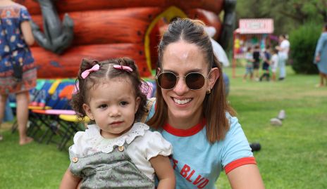  Mariana Castillo y María José Moya.