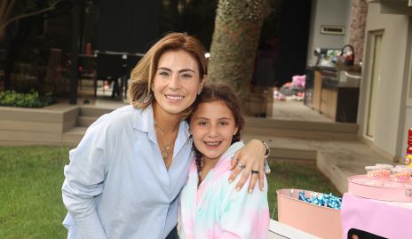  Claudia Oliva con su hija Roberta Ruiz.