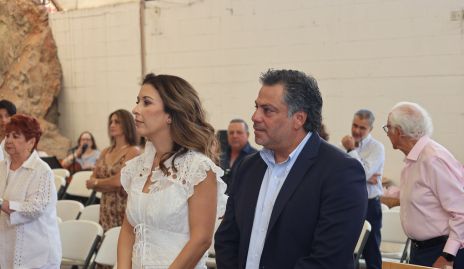  Pilar Martínez y Fernando de los Santos, papás de María y Pilar.