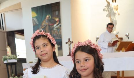  María y Pilar de los Santos Martínez.