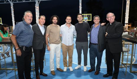  Directivos, maestros y ex alumnos del Andes.