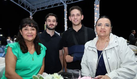  Rocío Cuellar, Andrés Hinojosa, Mario González y Cristina Ortiz.