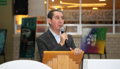  Víctor Martínez, Director del Andes International School.